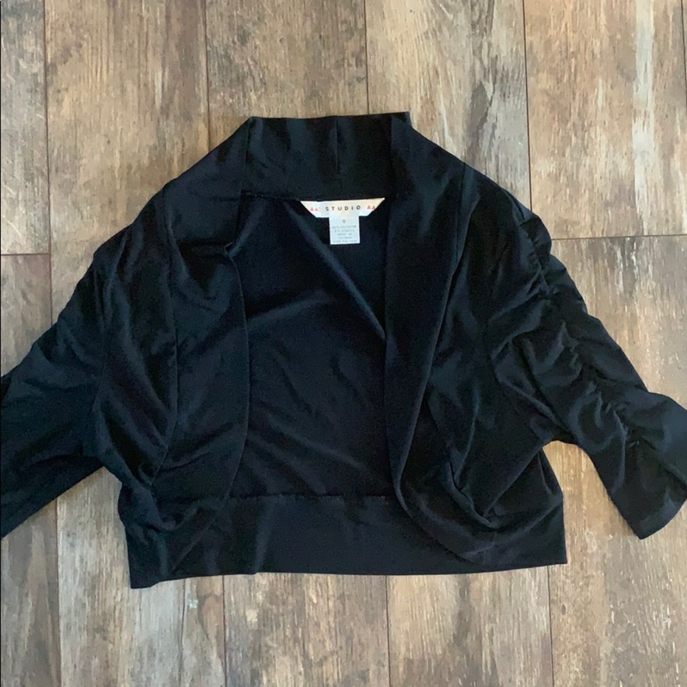 Aa Studio Size 8 Cropped Black Cardigan